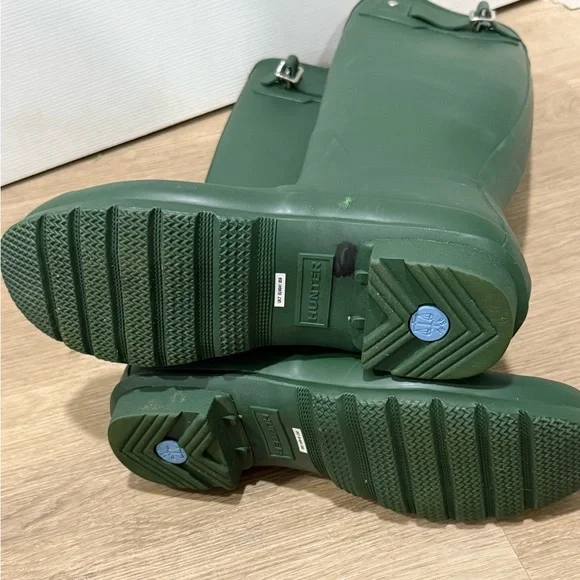 Hunter Green Women's Tall Rain Boots - Picture 3 of 10